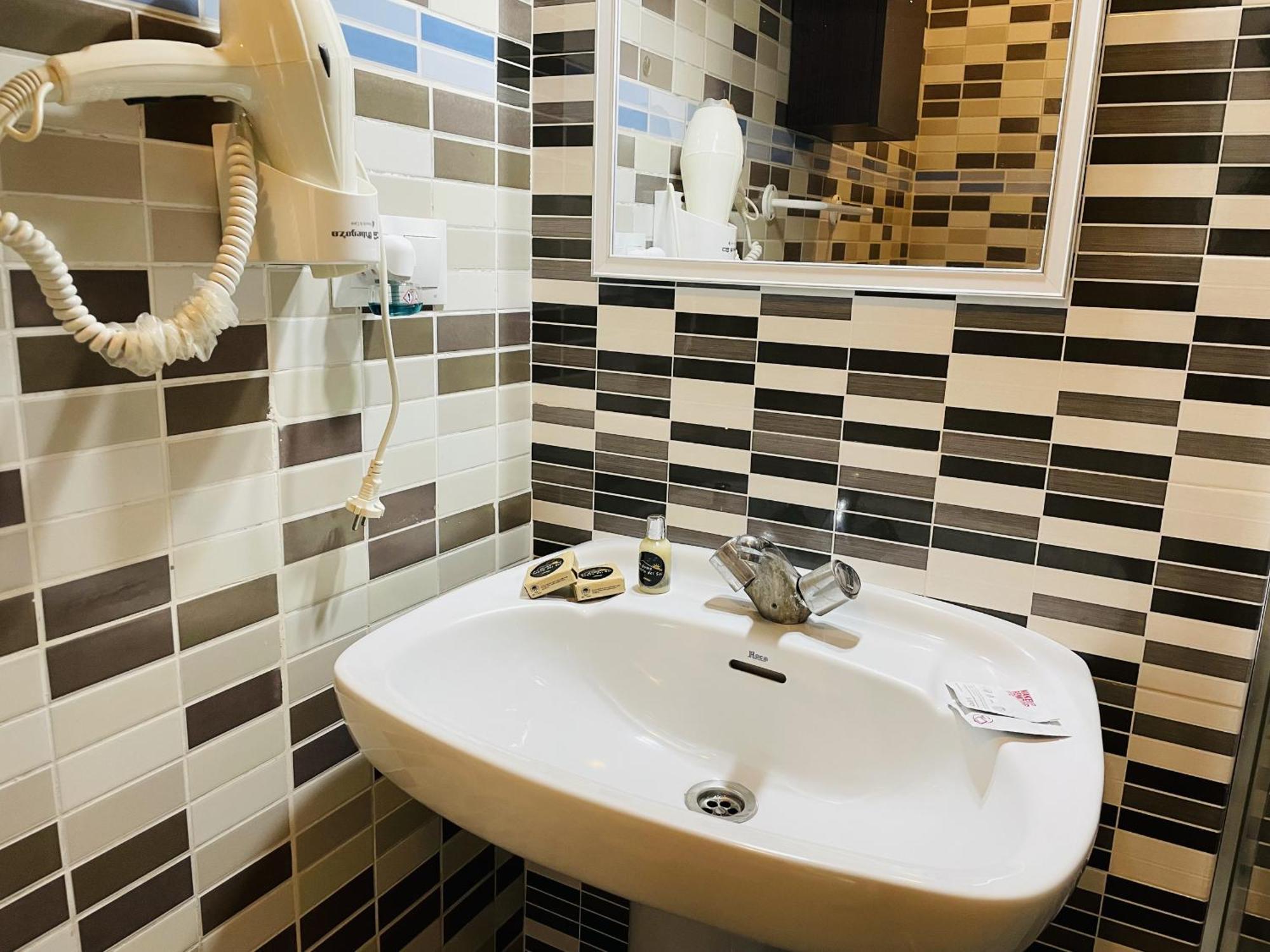 Apartamento Jimena Maro En El Centro De Nerja Exteriör bild